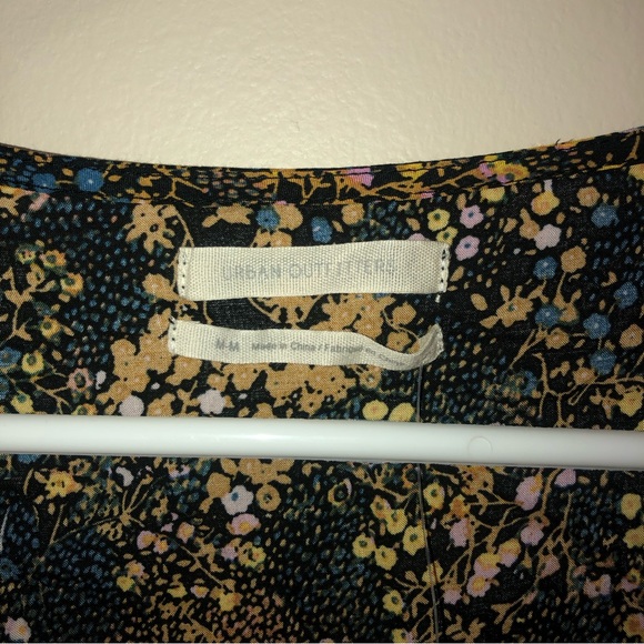 NWT Urban Outfitters Flutter Sleeve Wrap Top - Picture 2 of 5